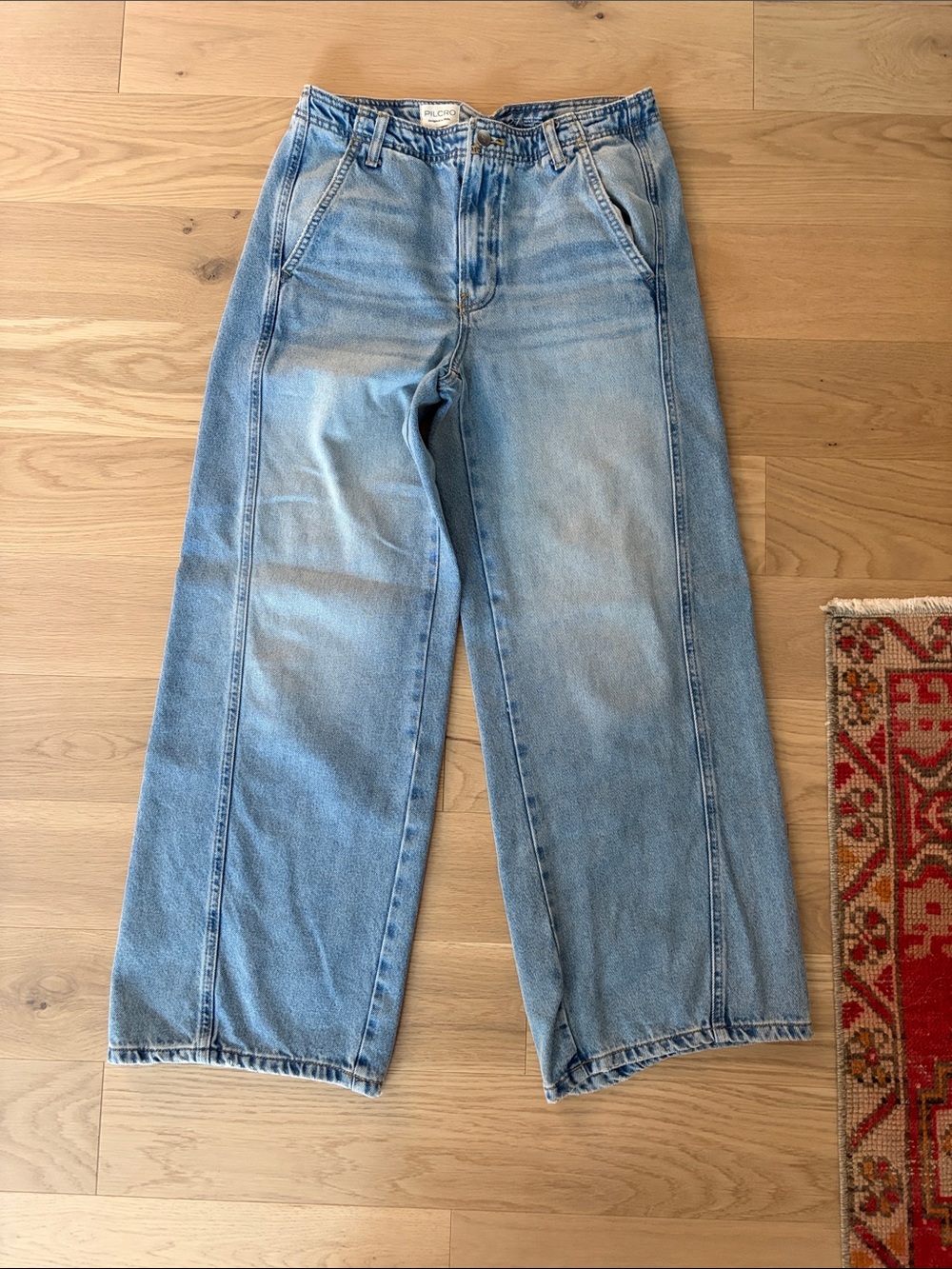 Pilcro relaxed High rise tapered jeans - Picture 5 of 7